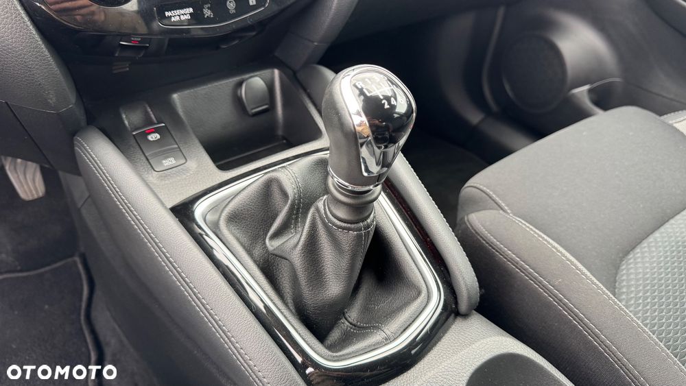 Nissan Qashqai 1.3 DIG-T N-Connecta - 39