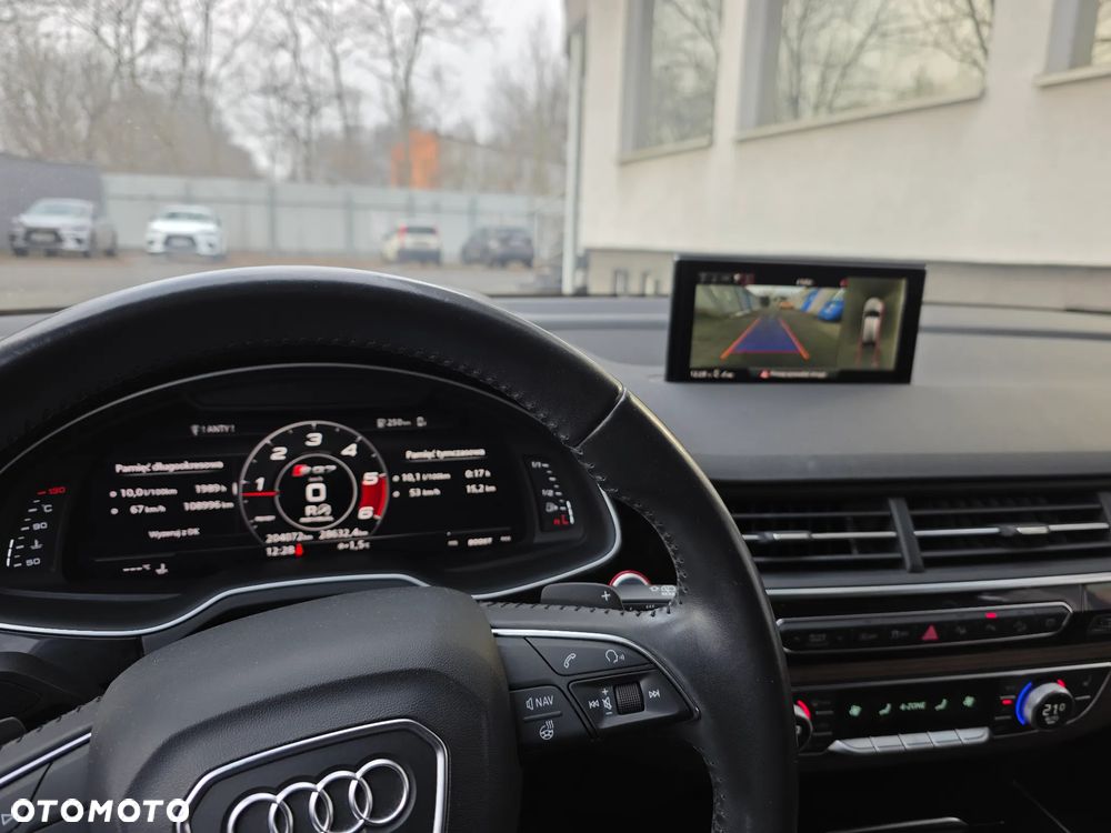 Audi SQ7 - 14