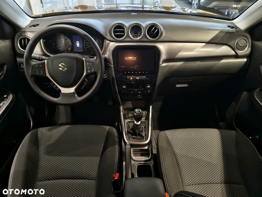 Suzuki Vitara 1.4 Boosterjet mHEV Premium Plus 2WD - 13