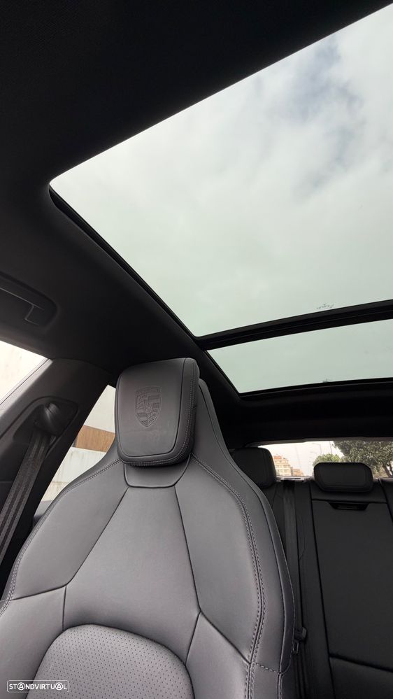 Porsche Macan Electric - 14