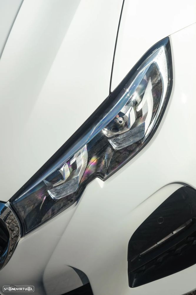 BMW 330 e Aut. M Sport - 14