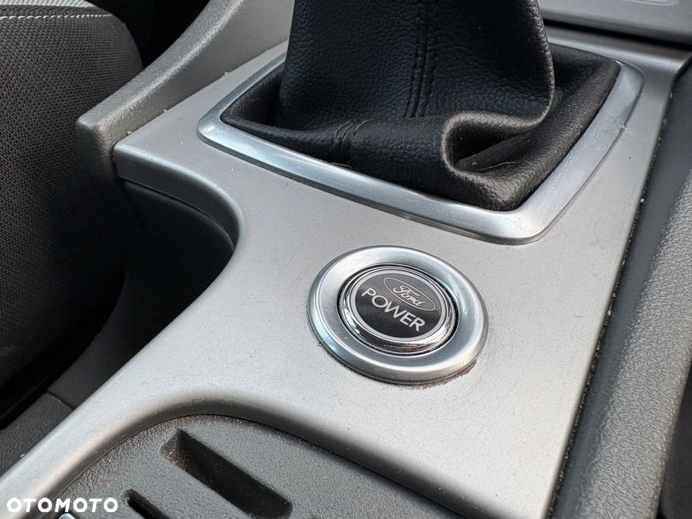 Ford Focus 1.8 Black Magic - 11