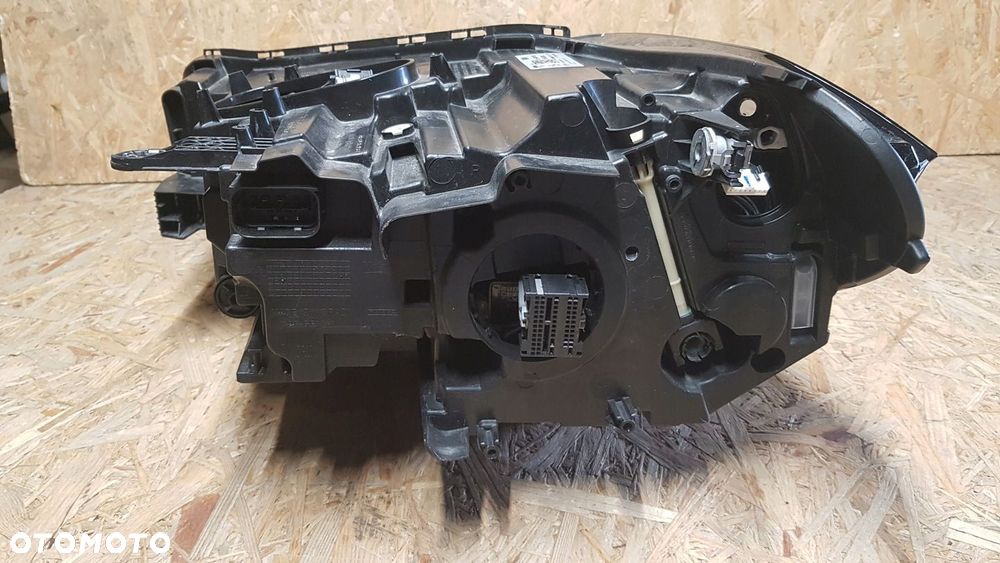 Lampa przednia prawa BMW x1 F48 Lift rok 19- - 7