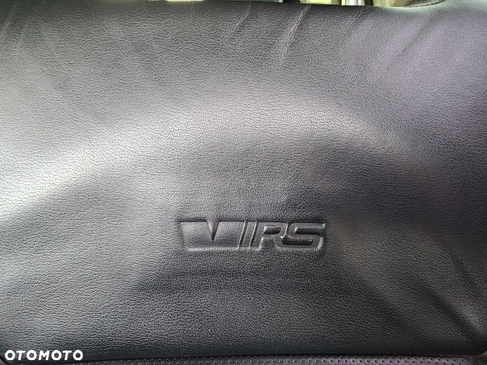 Skoda Octavia 2.0 TDI CR DPF RS - 36