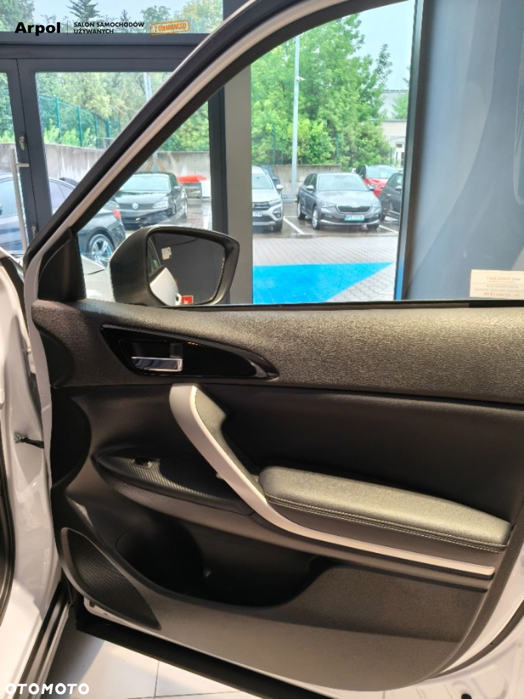 Mitsubishi Eclipse Cross - 6