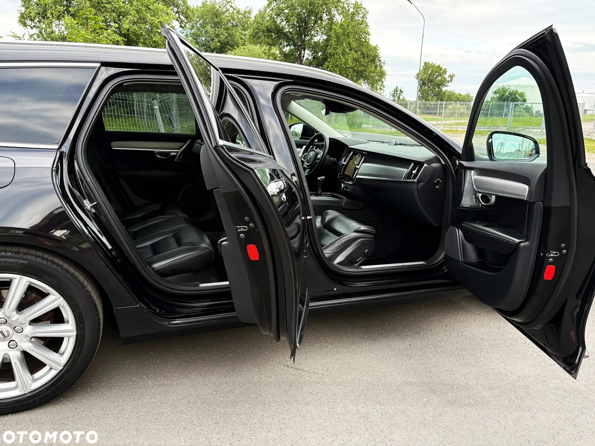 Volvo V90 D4 Inscription - 19