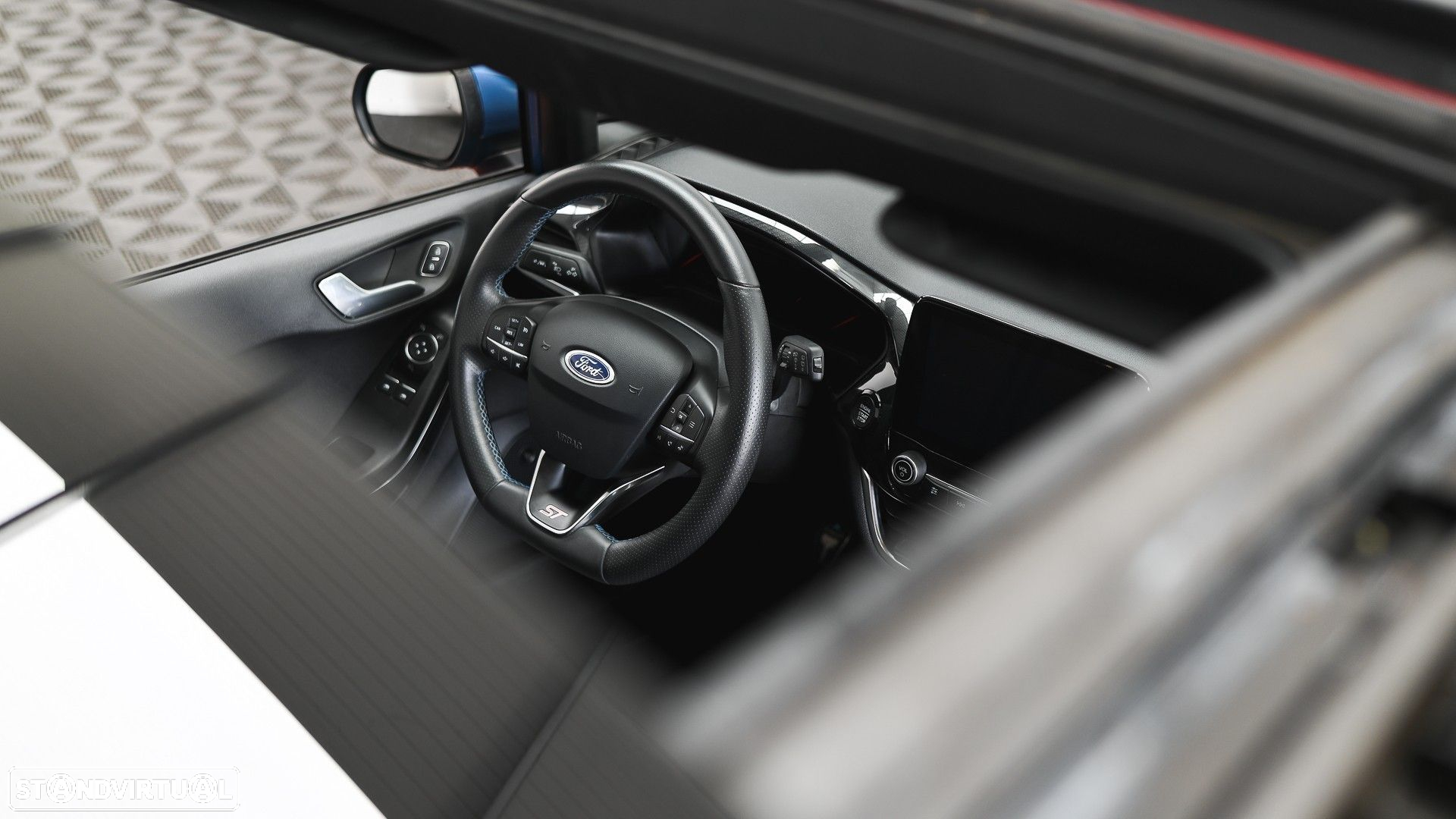 Ford Fiesta 1.5 EcoBoost S&S ST X - 44