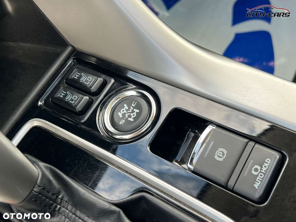Mitsubishi Eclipse Cross - 24