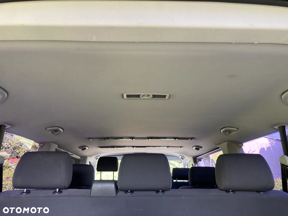 Volkswagen Caravelle L2 - 24