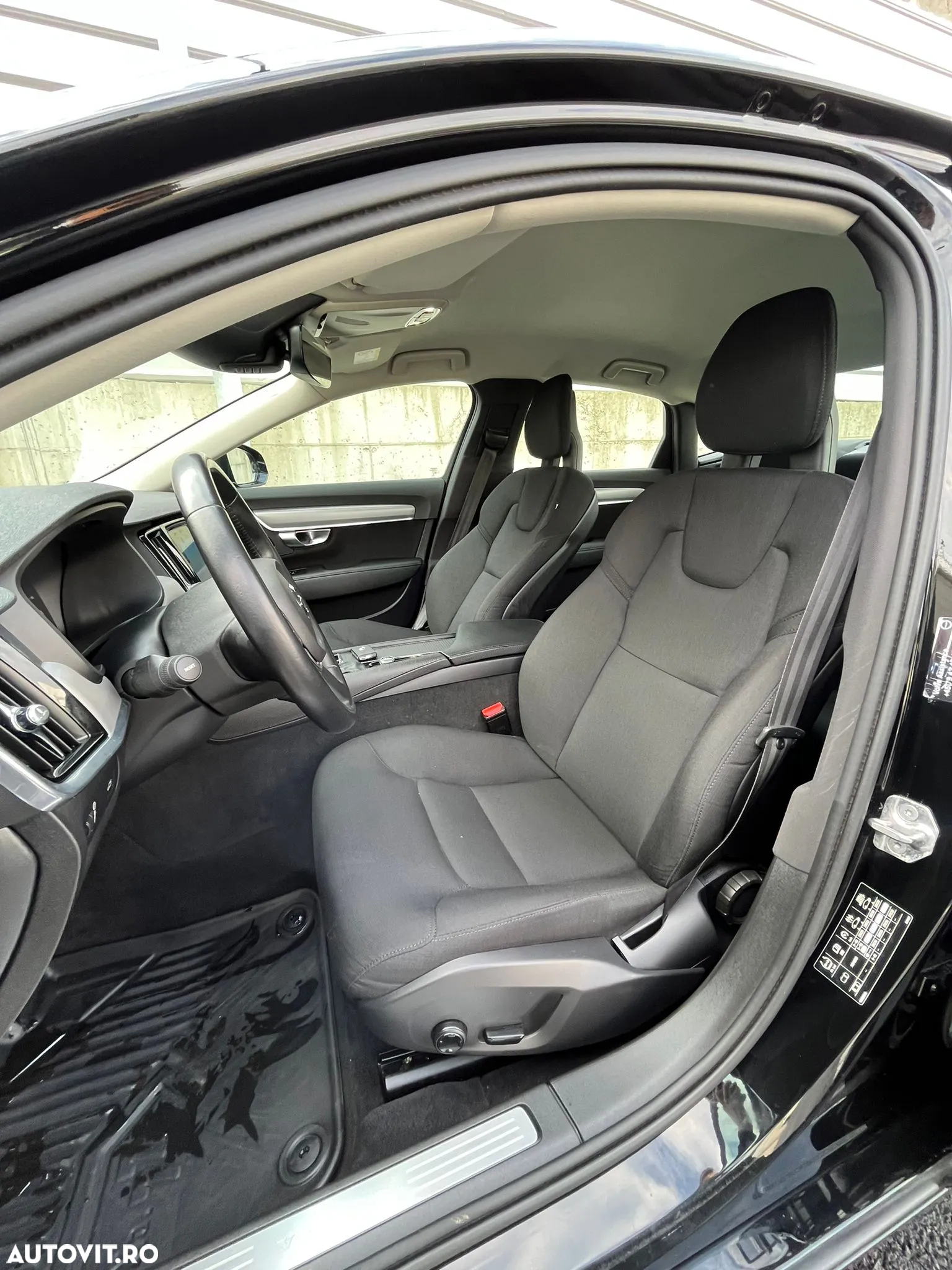 Volvo S90 D4 Geartronic Momentum - 18