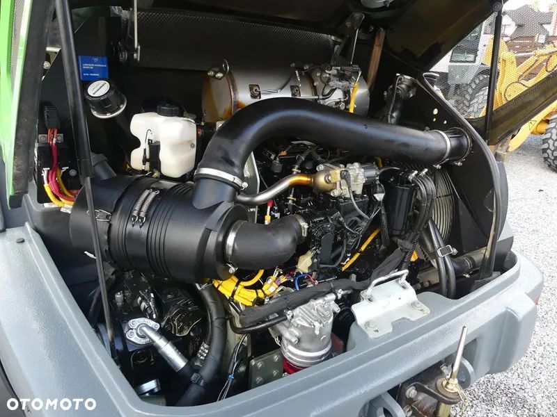 Liebherr L506 Compact / Sprowadzony / 3.196mtg / 2szt / - 16