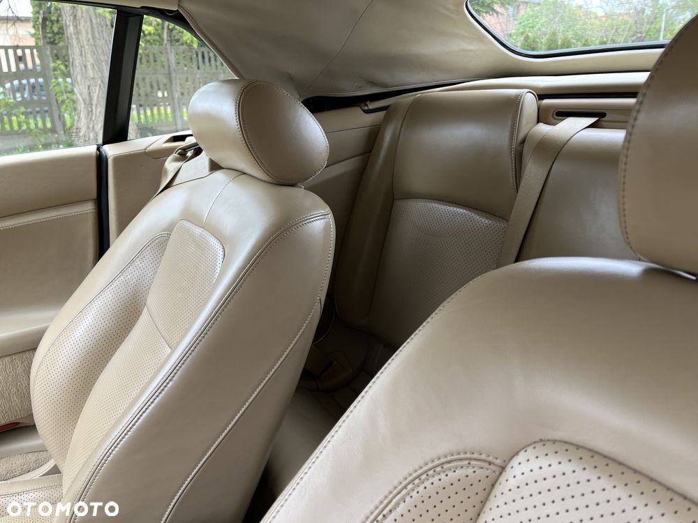 Jaguar XK 4.2 - 27
