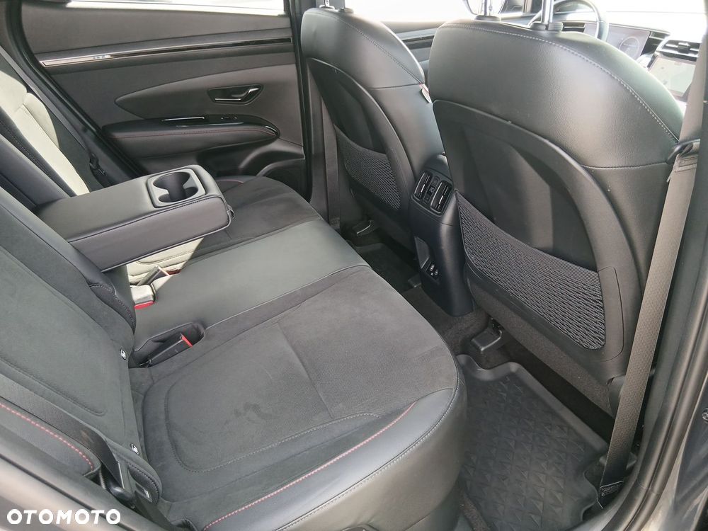 Hyundai Tucson 1.6 T-GDi HEV Platinum 4WD - 22
