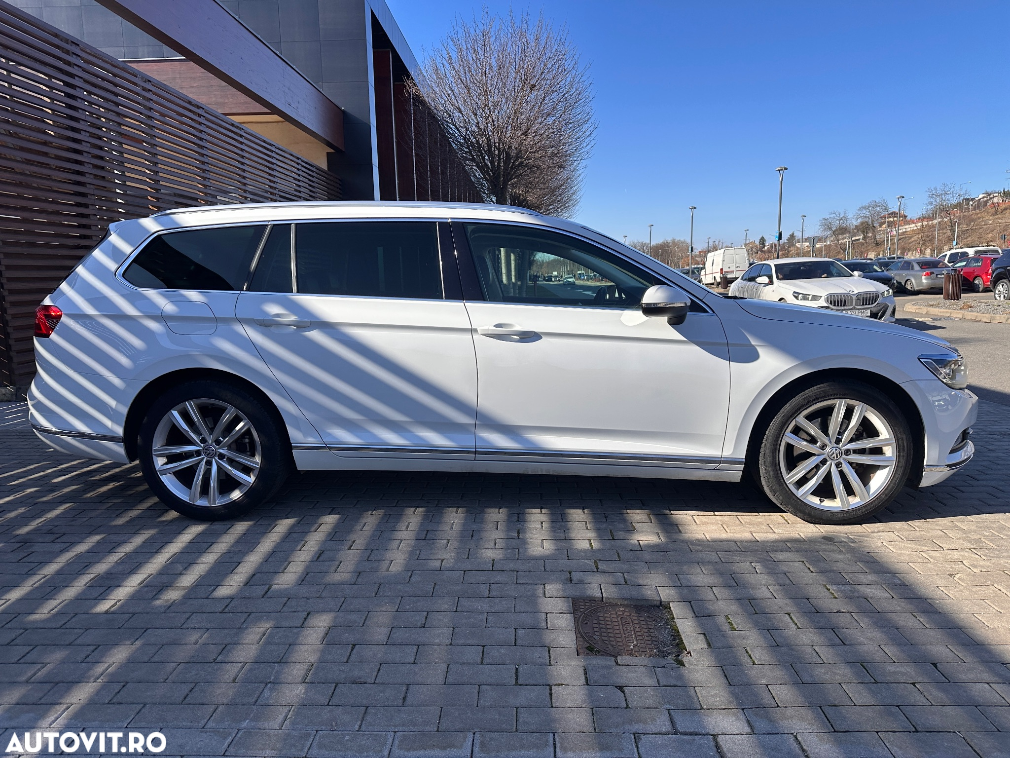 Volkswagen Passat Variant 2.0 TDI DSG Highline - 4