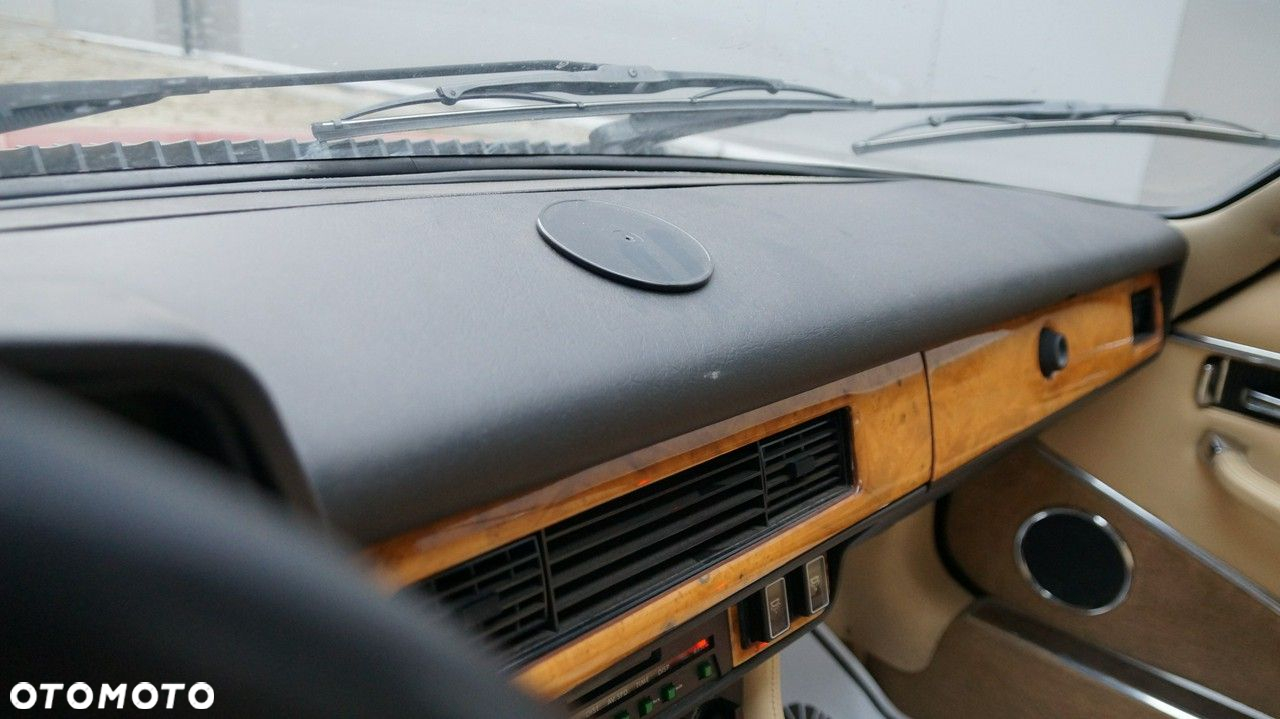 Jaguar XJS - 34
