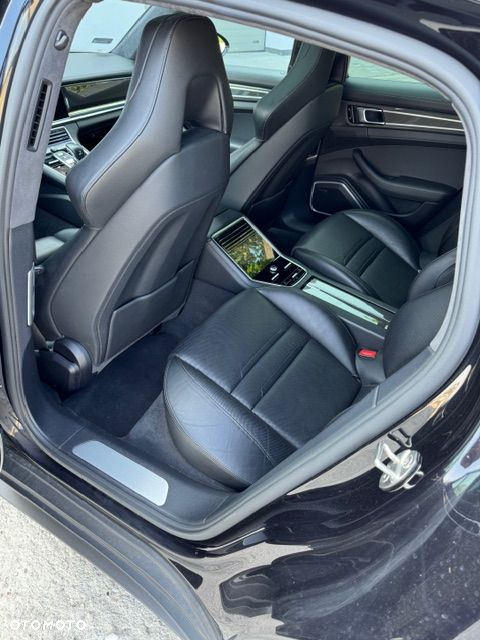 Porsche Panamera - 7