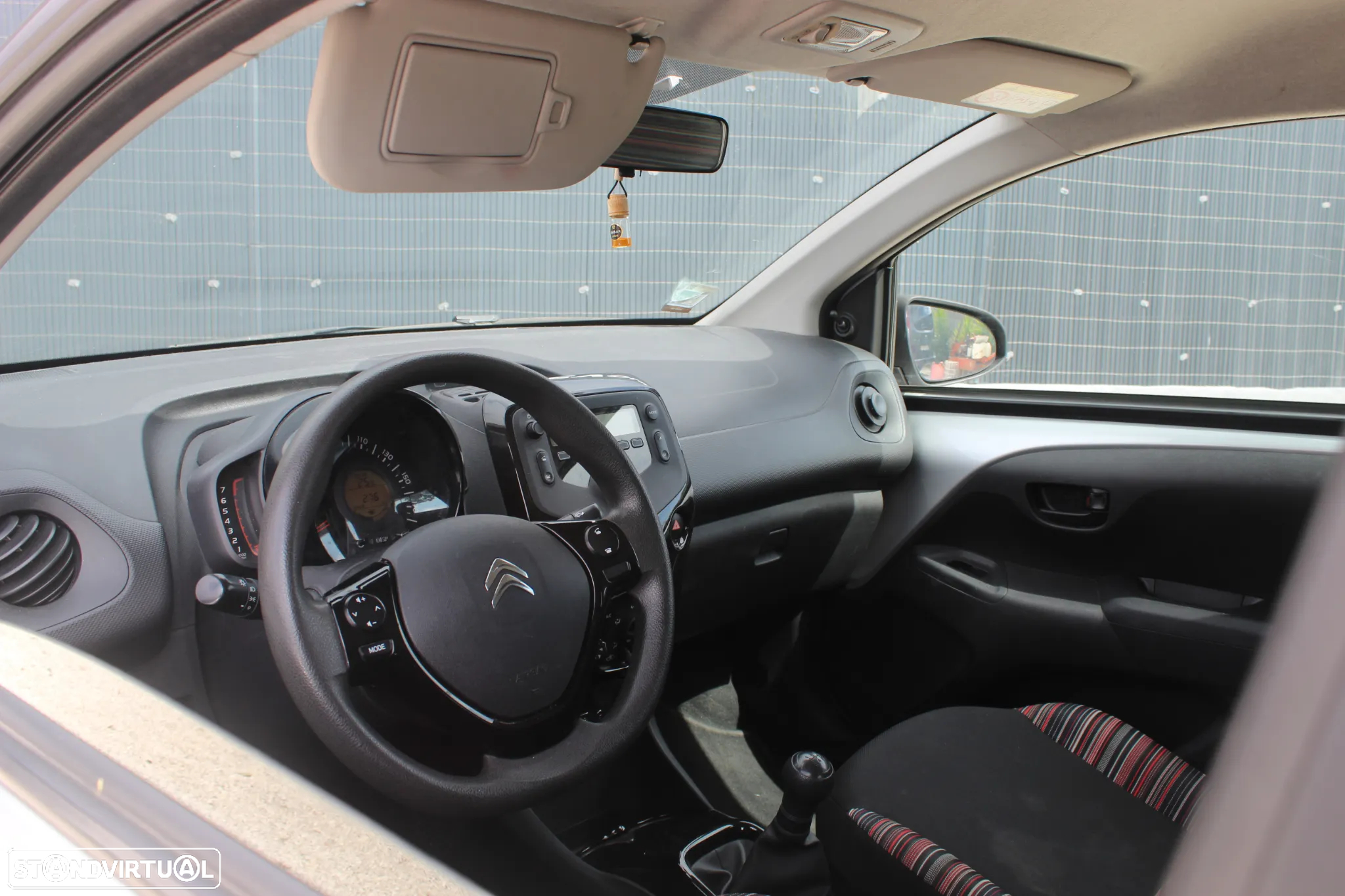 Citroën C1 1.0 VTi Shine - 4