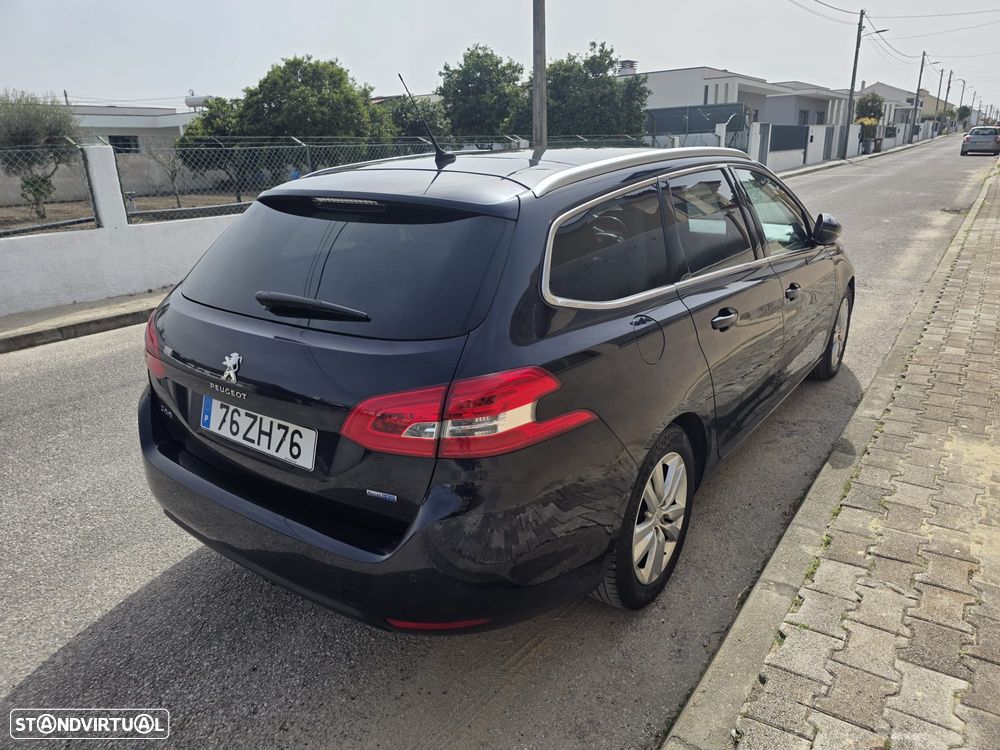 Peugeot 308 SW - 12