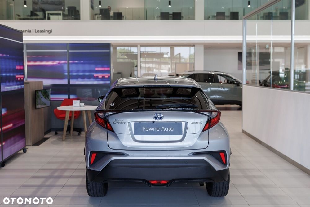 Toyota C-HR - 11