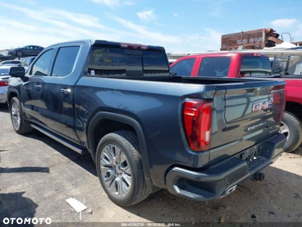 GMC Sierra - 3