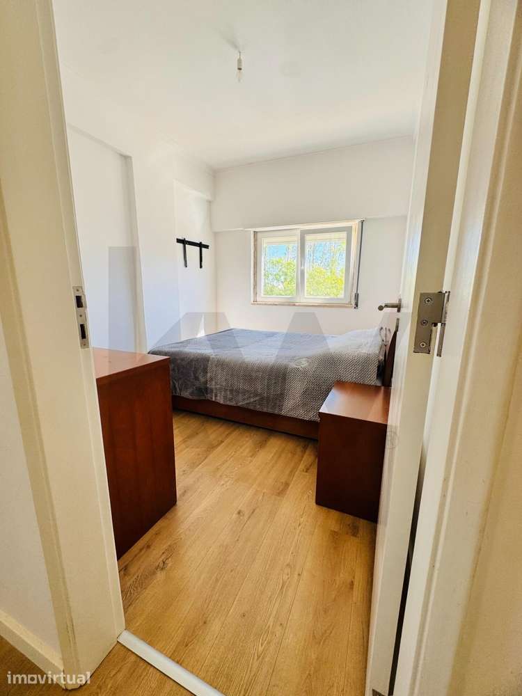 T2 remodelado em Paio Pires — pronto a habitar, em zona calma junto a - Grande imagem: 5/13