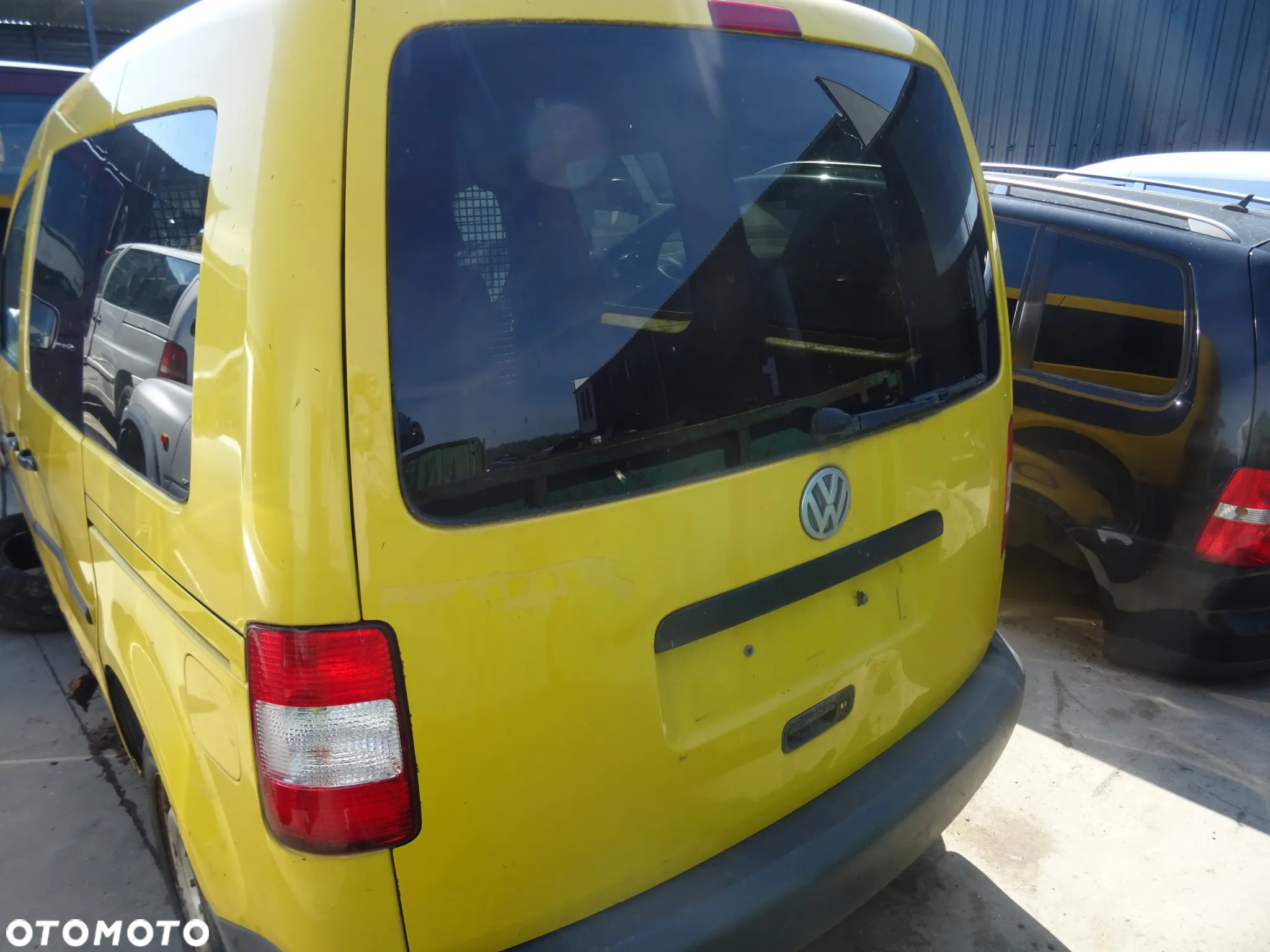 Volkswagen Caddy 2005 na części klapa drzwi - 4
