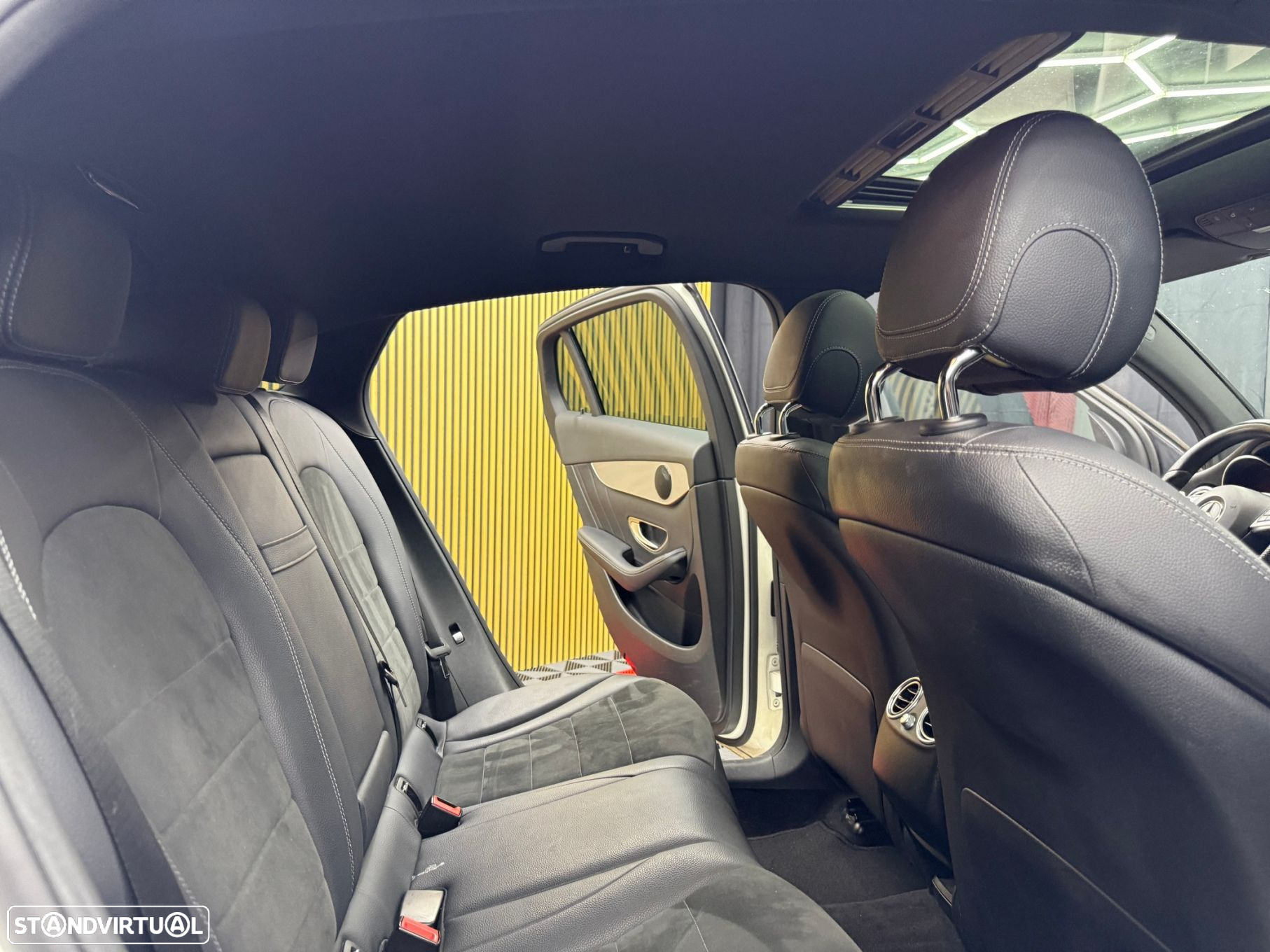 Mercedes-Benz GLC 250 d Coupé AMG Line 4-Matic - 44