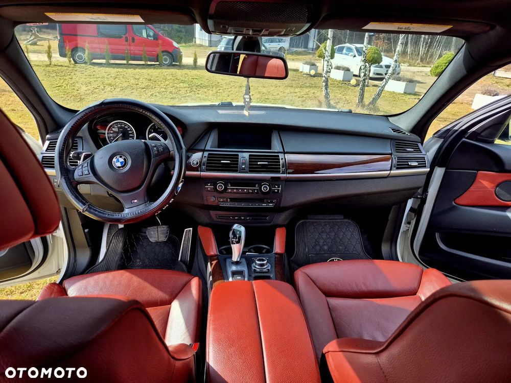 BMW X6 xDrive35i - 9
