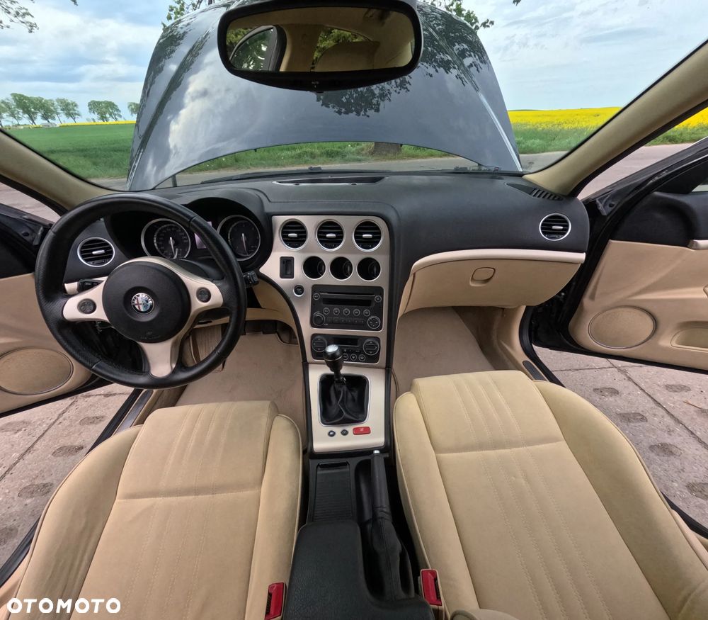 Alfa Romeo 159 1.9JTDM Distinctive - 16