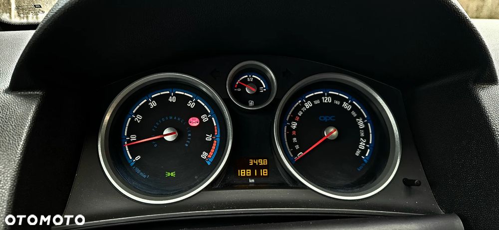 Opel Astra 2.0 T OPC - 16