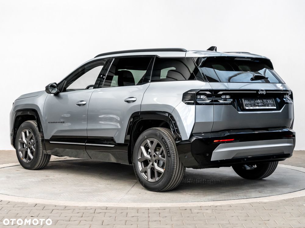 Jeep Compass 1.2 T3 mHEV First Edition FWD DCT - 3