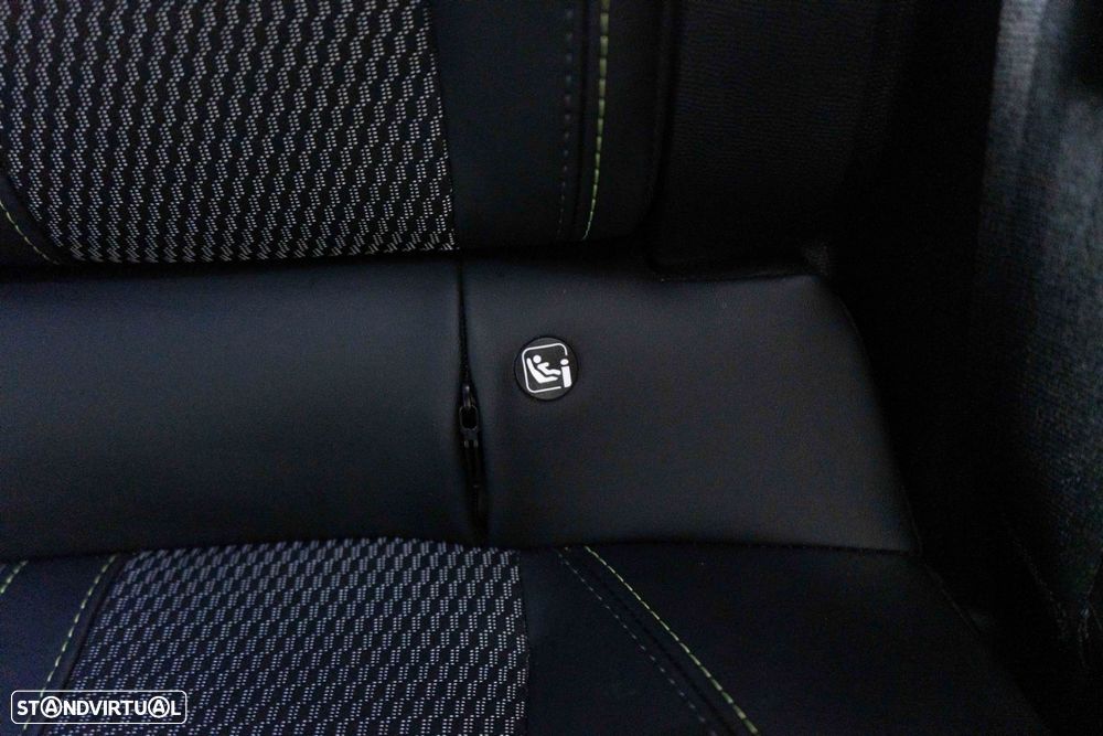 Peugeot 2008 1.2 PureTech GT EAT8 - 10