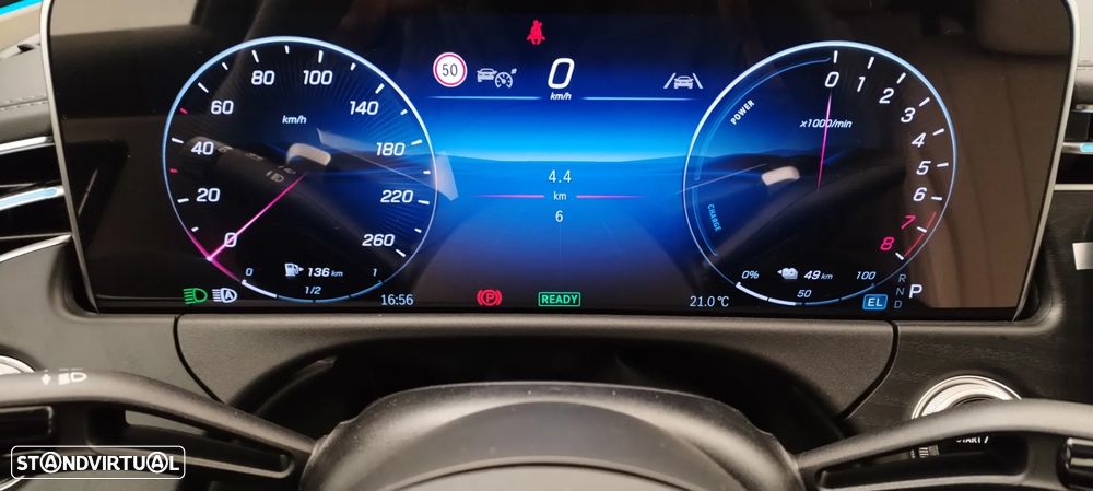 Mercedes-Benz E 300 Standard - 22