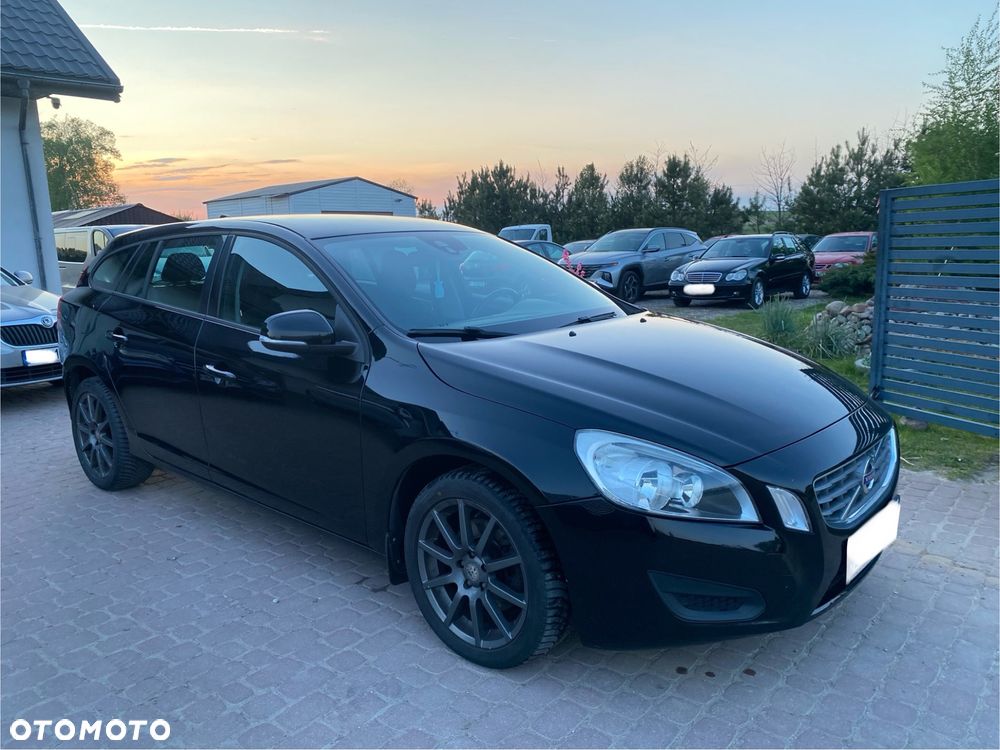 Volvo V60 D2 Edition - 4