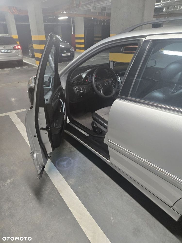 Mercedes-Benz Klasa C 220 T CDI Avantgarde - 11