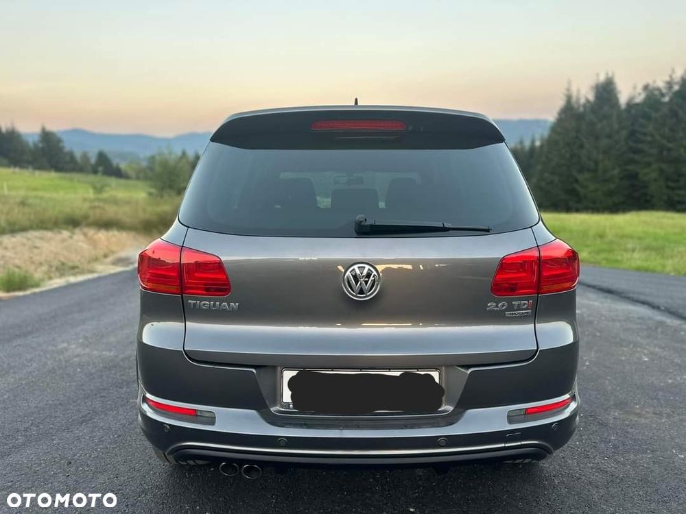 Volkswagen Tiguan 2.0 TDI DPF 4Motion BlueMotion Technology DSG Sport & Style - 4