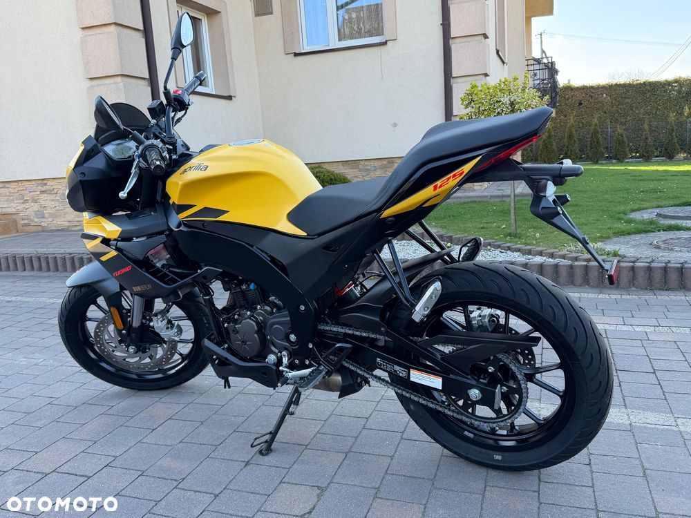 Aprilia Tuono - 8