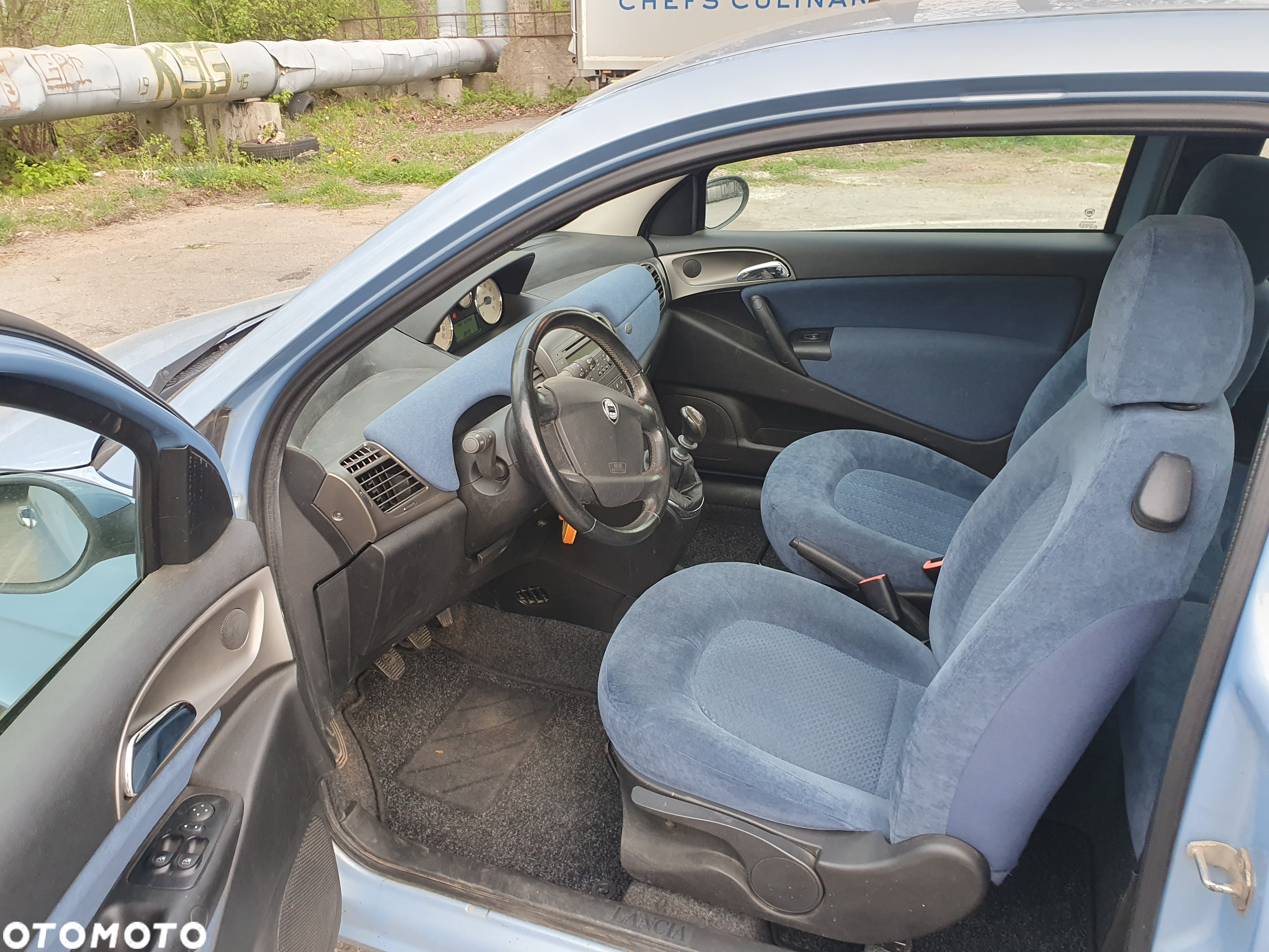 Lancia Ypsilon 1.2 8V Argento (4 os.) - 9