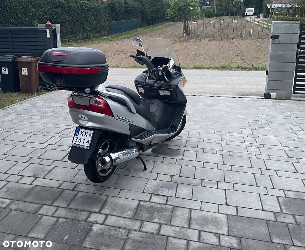 Suzuki Burgman - 3