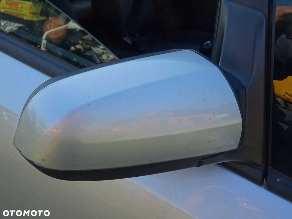 LUSTERKO WSTECZNE ZEWNĘTRZNE PRAWE OPEL ZAFIRA B Z157 2AU EUROPA - 2