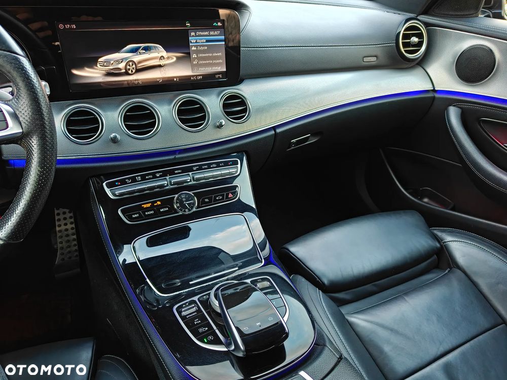 Mercedes-Benz Klasa E 220 d 4Matic 9G-TRONIC AMG Line - 15
