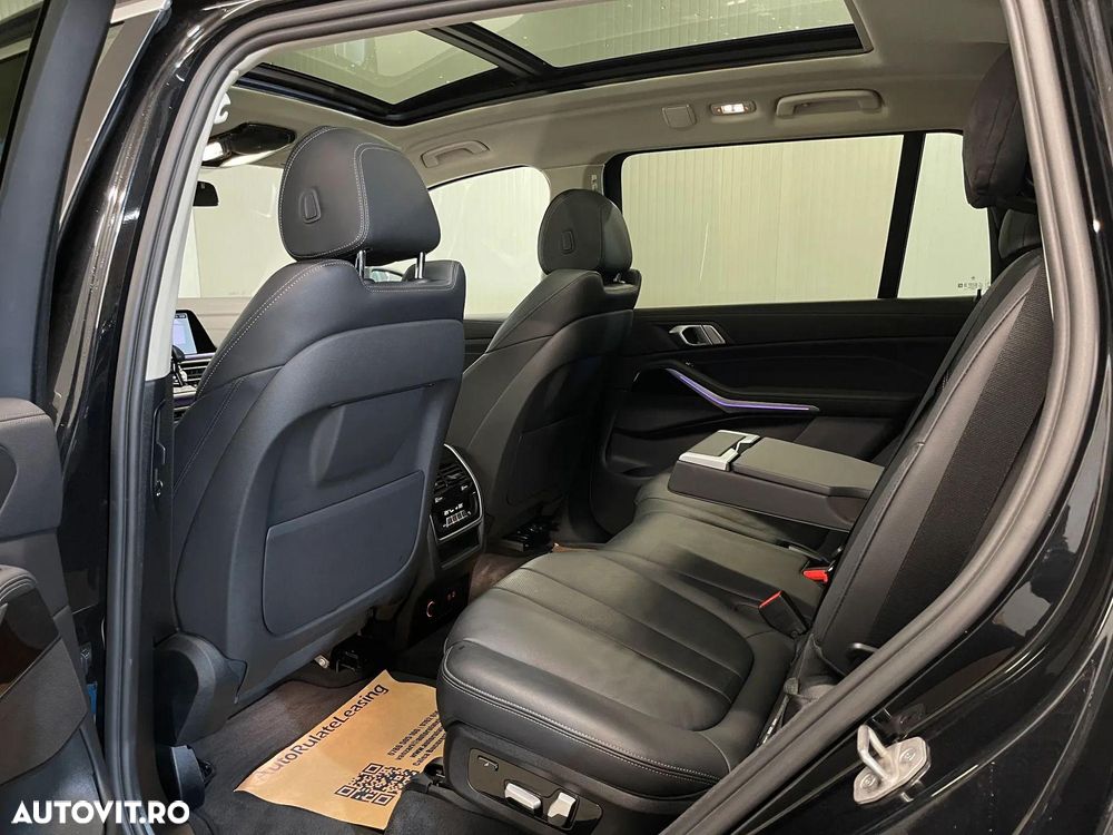 BMW X7 xDrive40d - 11