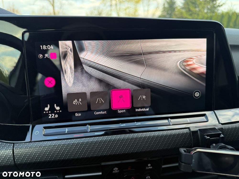 Volkswagen Golf 2.0 TDI 4Motion DSG Highline - 28