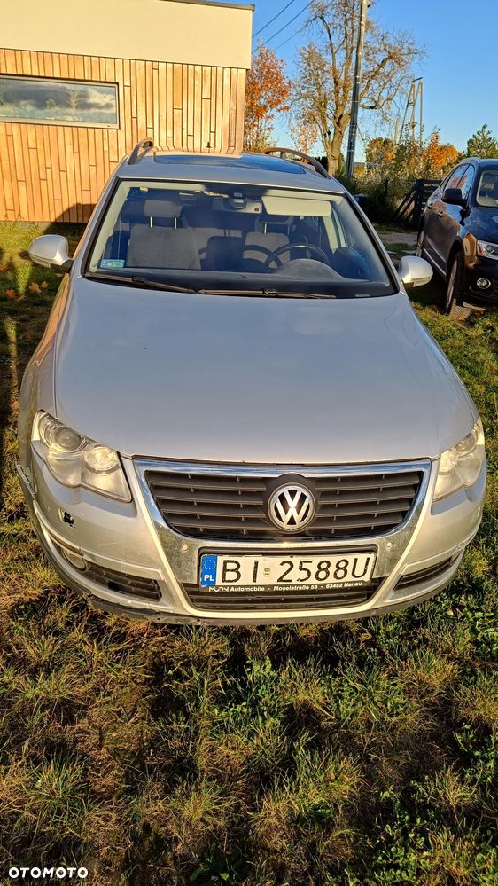 Volkswagen Passat - 2