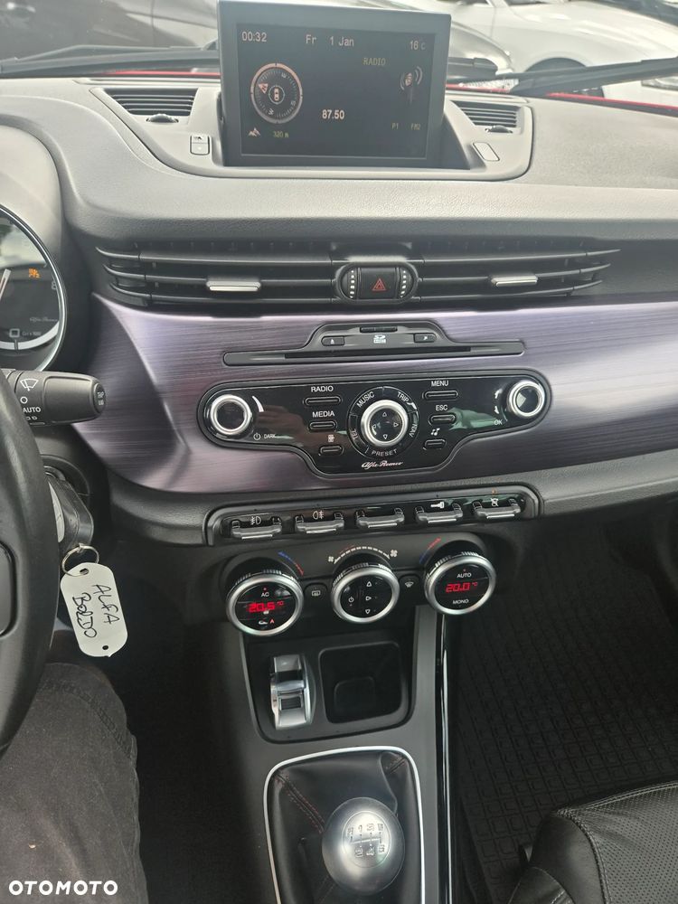 Alfa Romeo Giulietta 1.8 TBi 16V Quadrifoglio Verde - 14