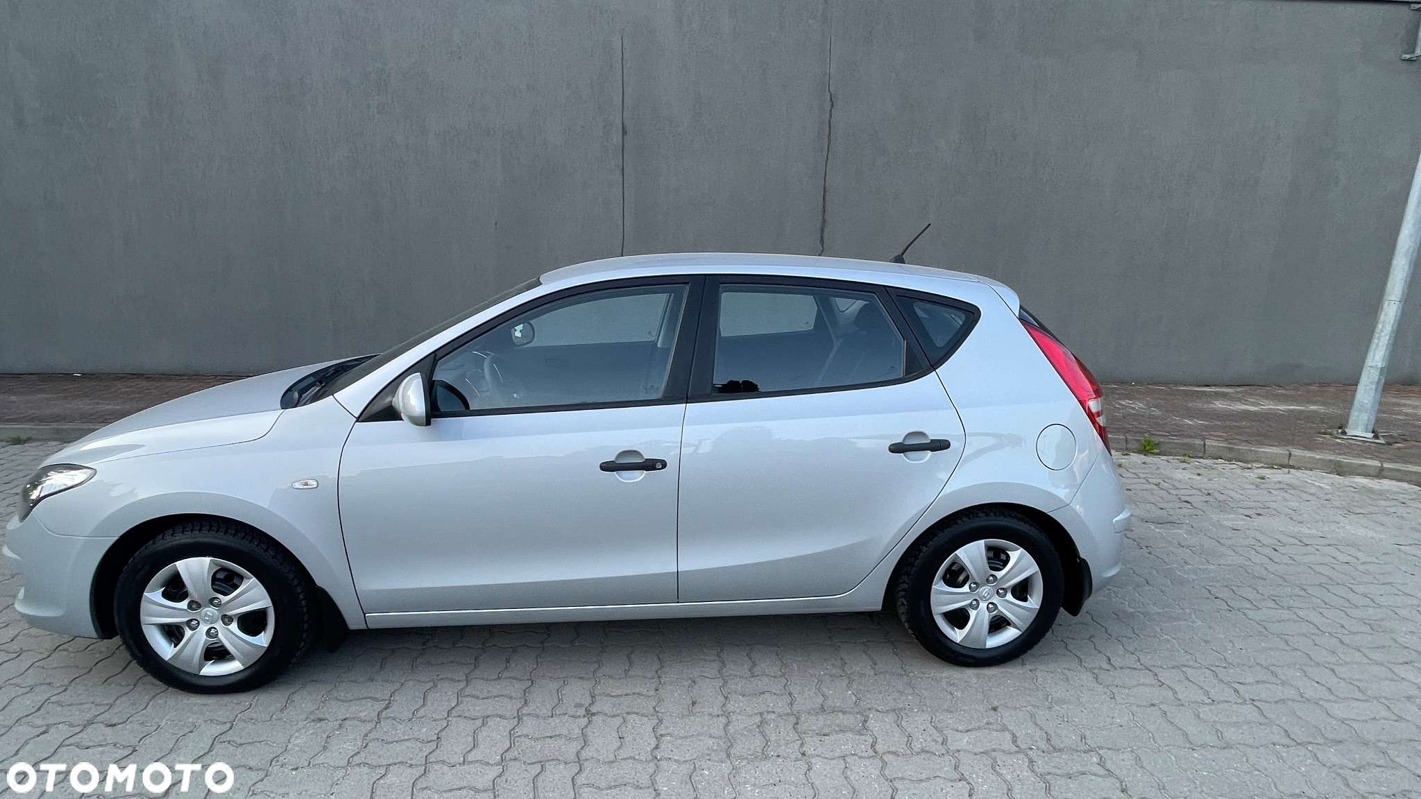 Hyundai i30 1.4 Base + EU5 - 6