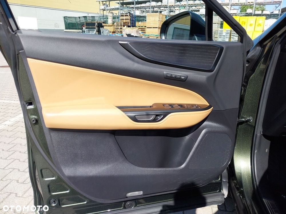 Lexus NX - 17