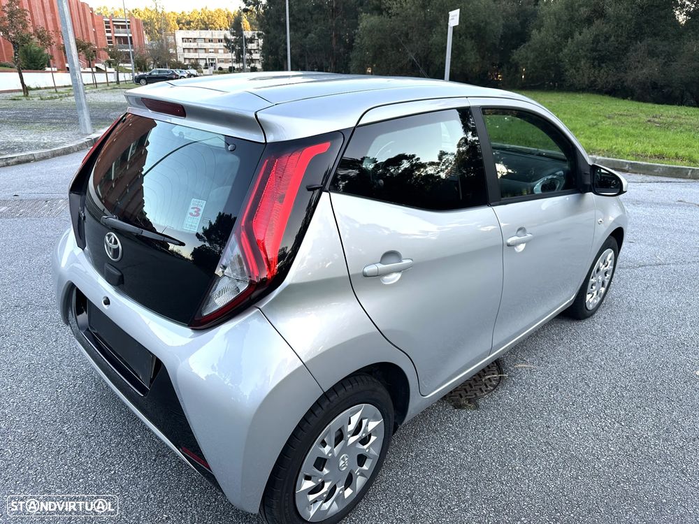 Toyota Aygo 1.0 X-Play+X-Touch - 36