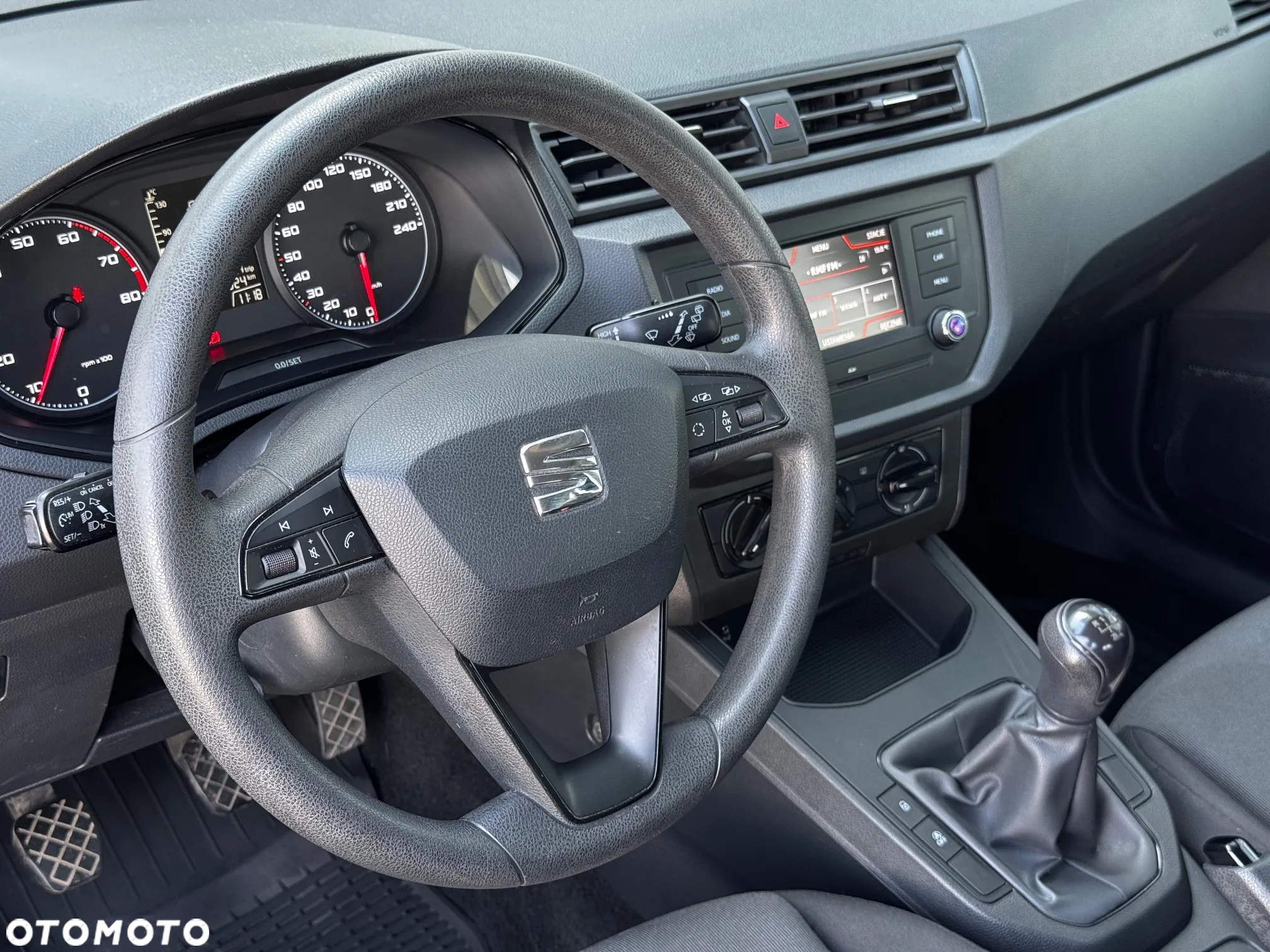 Seat Ibiza 1.0 Reference - 11