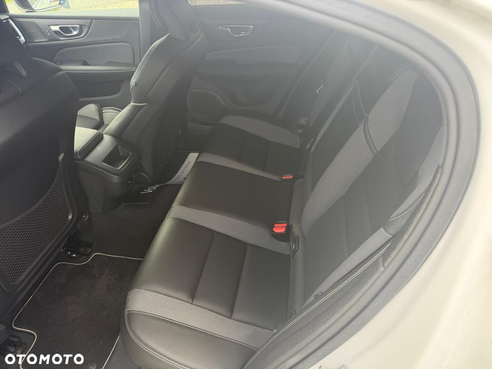 Volvo S60 B5 B Geartronic RDesign - 14